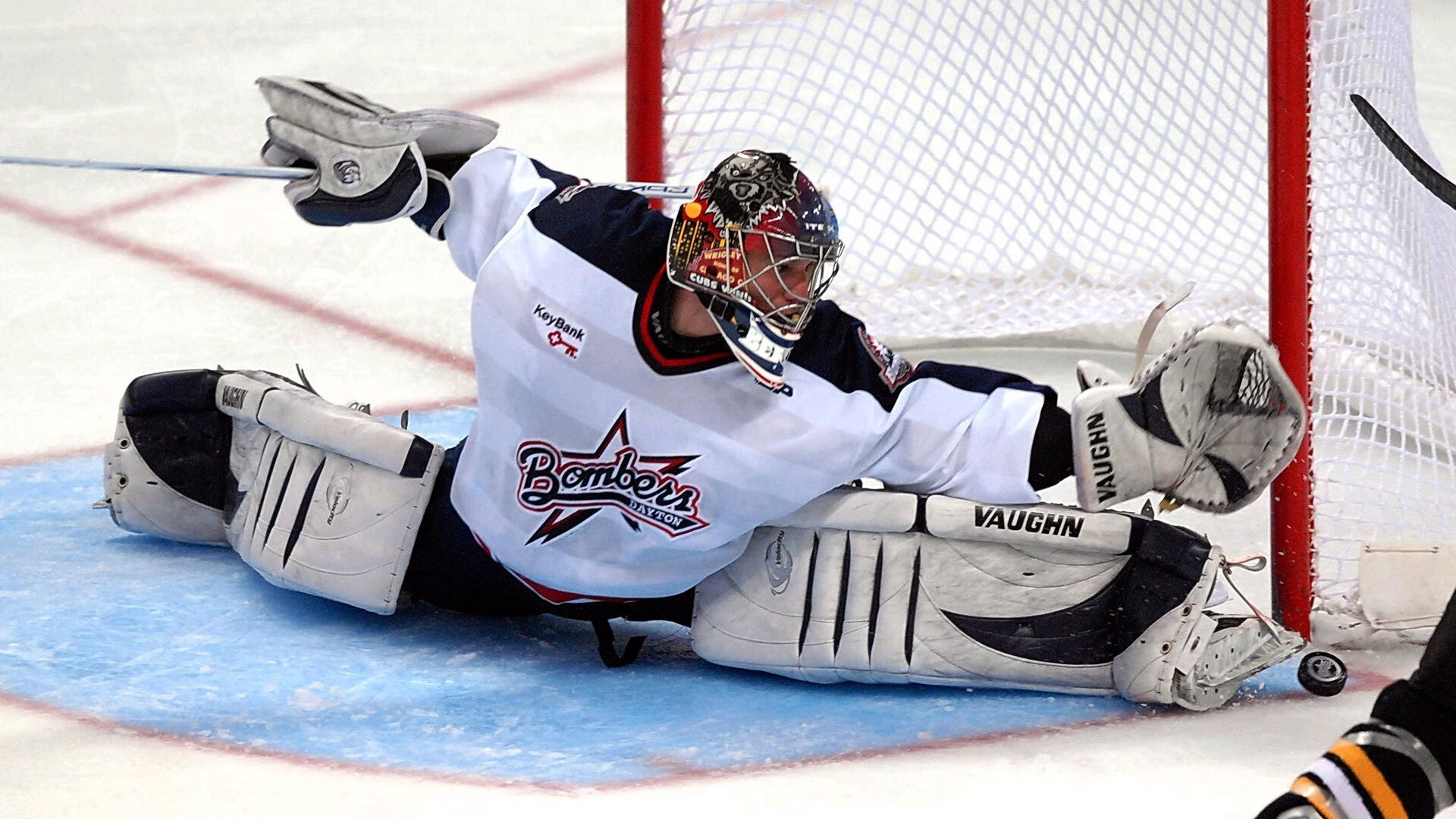 体育新闻中心发布退役运动员教育支持项目计划，退役运动员保障措施